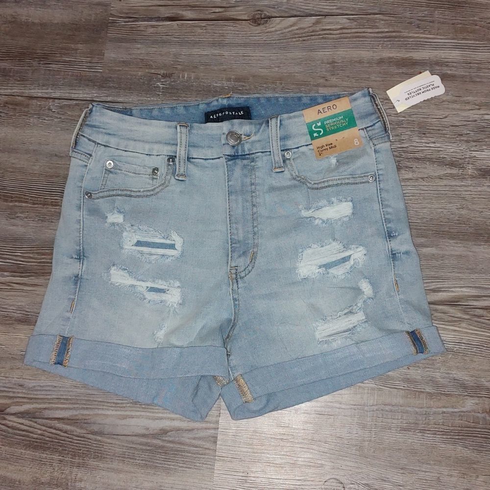 Aeropostale  High Rise Curvy Midi Distressed Jean shorts   Sz 8 NWT